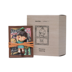 Hirono "Seeing" Figure (Authentic)